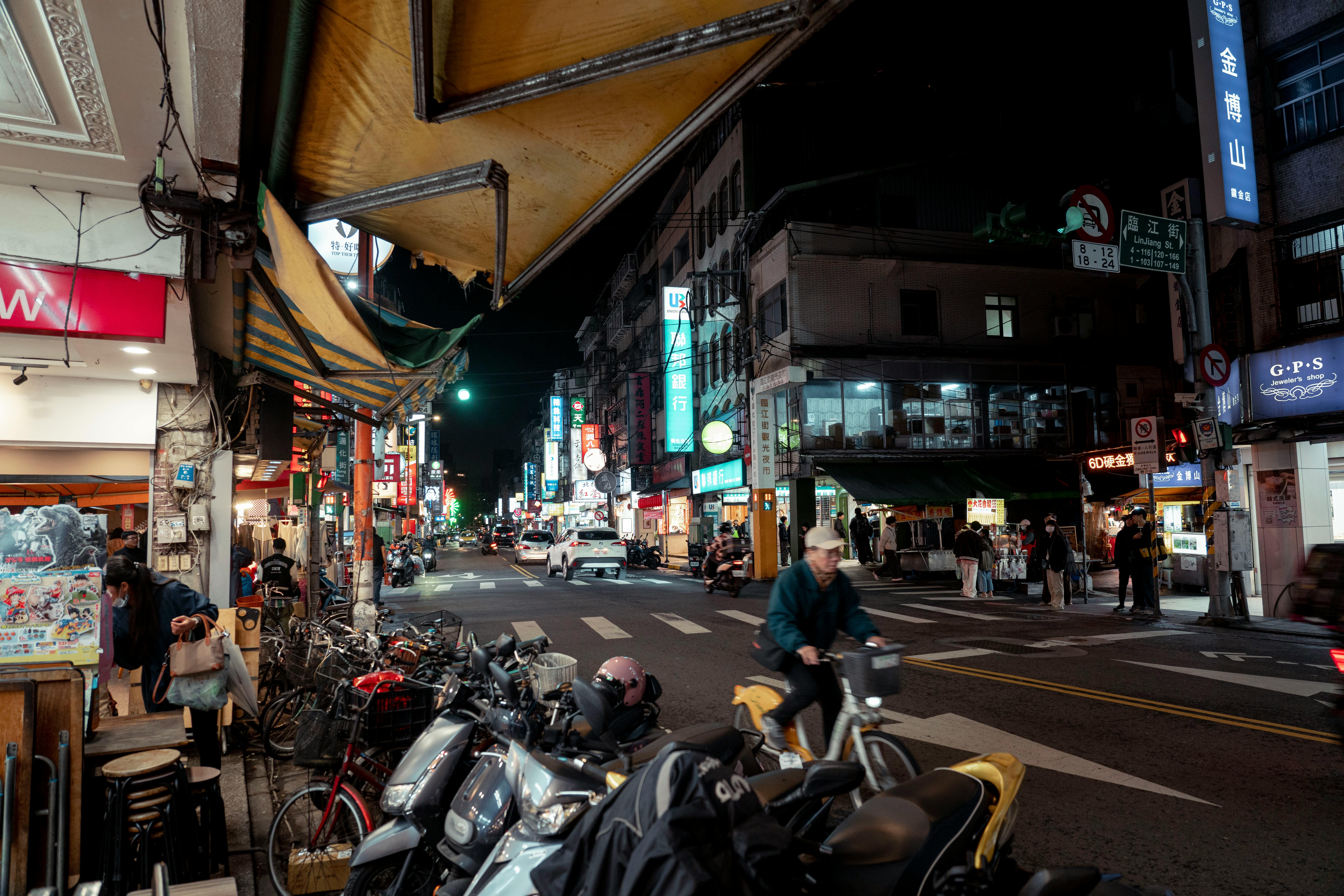 Where I Slept in Taipei and What That Changed